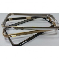 Чехол- бампер для телефона iPhone 5/5S